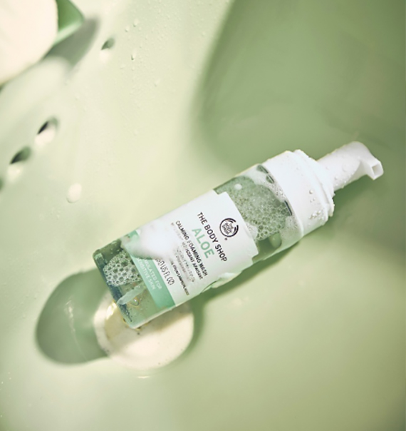 aloe_calming_foaming_wash_150ml_4_inrsdps657